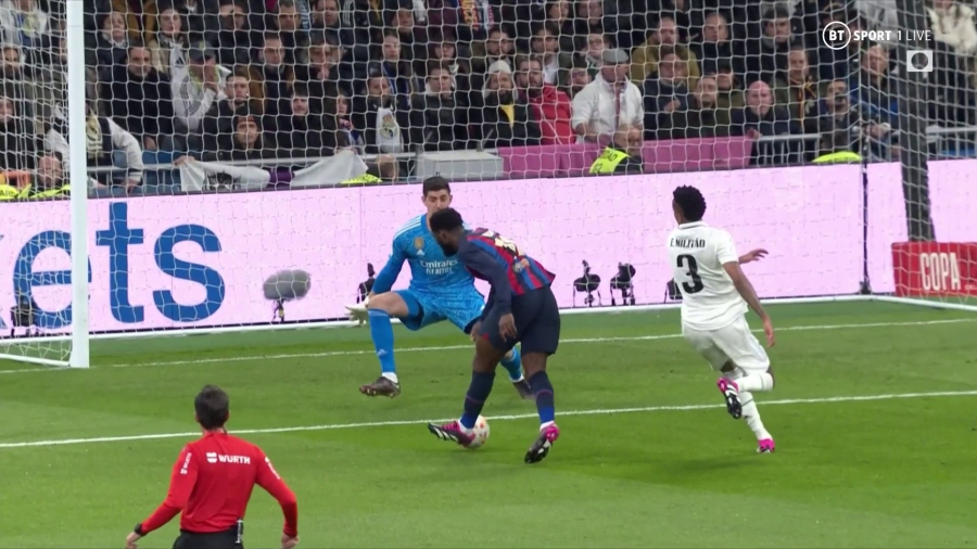 Ρεάλ Μαδρίτης - Μπαρτσελόνα 0-1: Προβάδισμα με αυτογκόλ του Μιλιτάο! (video)