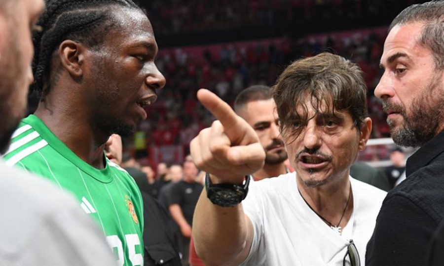 «Έργα και ημέραι... 2000 λέξεων!»: Ανακοίνωση - επίθεση των Αγγελόπουλων στον Γιαννακόπουλο!