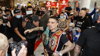 Γιώργος Καμπόσος: Προσγειώθηκε στην Αυστραλία και αποθεώθηκε! (video)