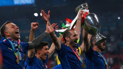 UEFA: «Ναυαγεί» το σχέδιο για Euro με 32 ομάδες!