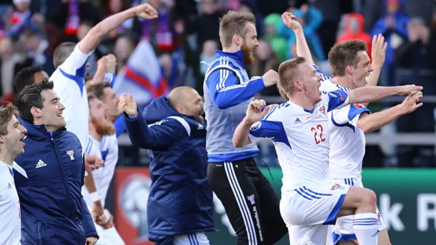 Νησιά Φερόε: Εκτός έδρας γκολ, σε πρώτο ημίχρονο, με φόντο το EURO; Οκτώ χρόνια μετά! (video)