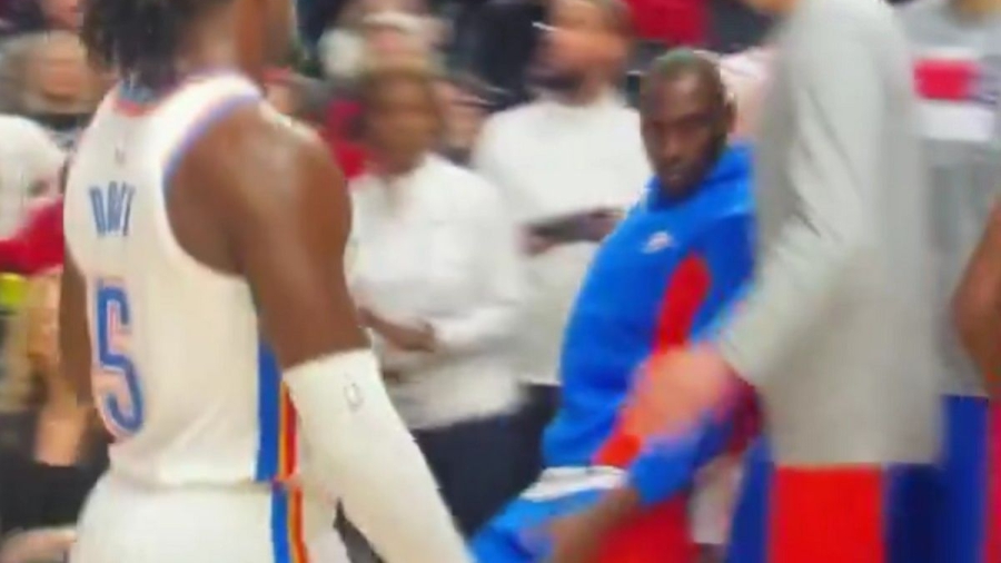 Τρομακτική σκηνή στο Μπλέιζερς – Θάντερ: Ο Μπιγιόμπο κατέρρευσε στην άκρη του παρκέ (video)