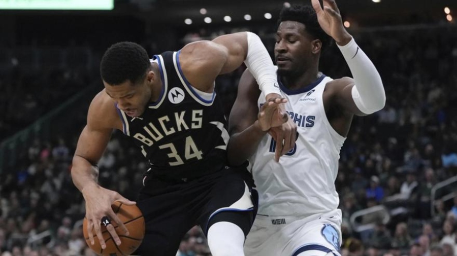 Η 30αρα του Γιάννη δεν ήταν αρκετή, νέα ήττα για Μπακς από τους Γκρίζλις (vid)