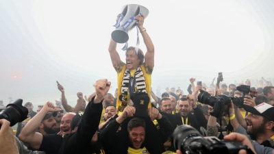 «Κατάθεση» ψυχής από Αλμέιδα: «Ορκίζομαι στις κόρες μου, στην ΑΕΚ είμαι ευτυχισμένος!»