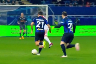 Σαν να μην... πέρασε μία μέρα: Εξαιρετικός ο Καραγκούνης σε φιλικό των Inter Legends, με «θρύλους» της Γεωργίας! (video)