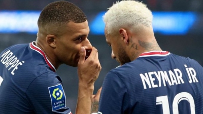 Νεϊμάρ: «Έχω συμβόλαιο με την Παρί έως το 2025, δεν φεύγω!»