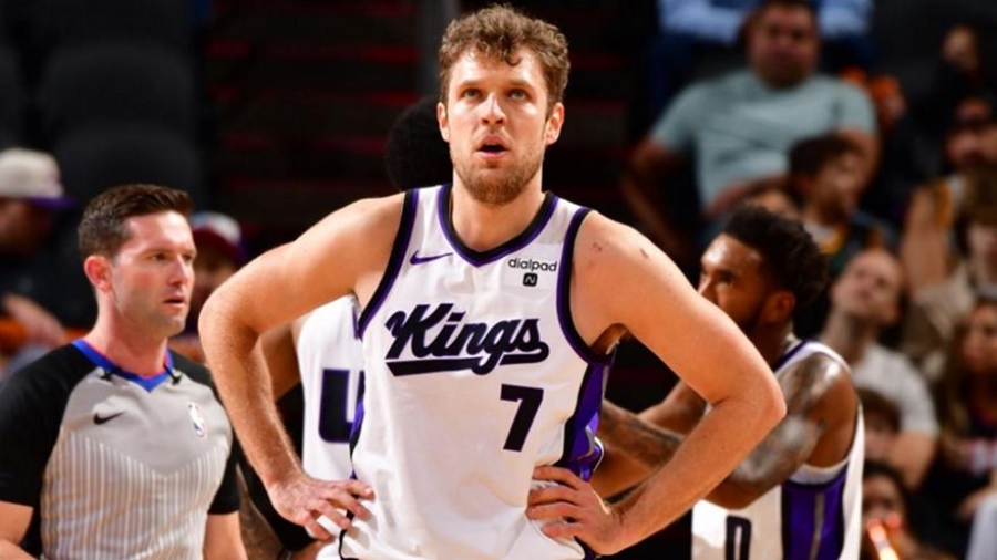 Όλο το Twitter αποθεώνει τον Βεζένκοφ για την βραδιά καριέρας του!