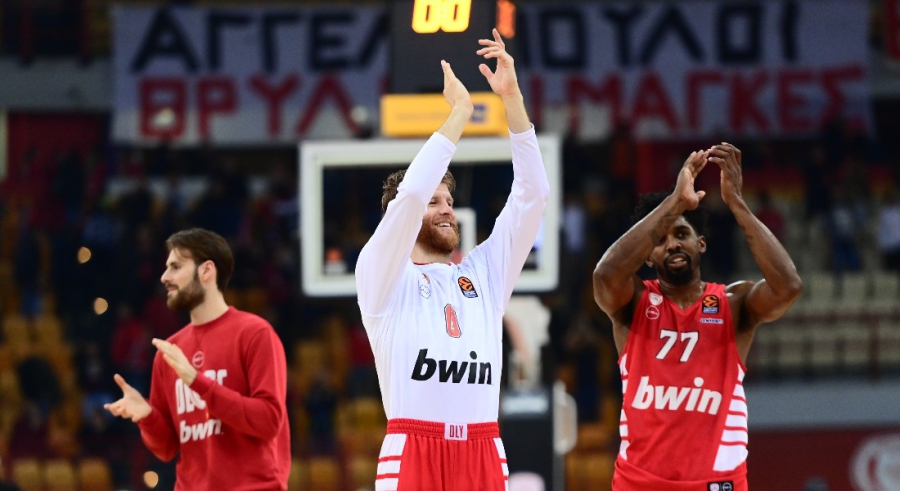 Ολυμπιακός - Μπάγερν Μονάχου: Παρακάμερα με Σπανούλη και Τόμιτς (video)