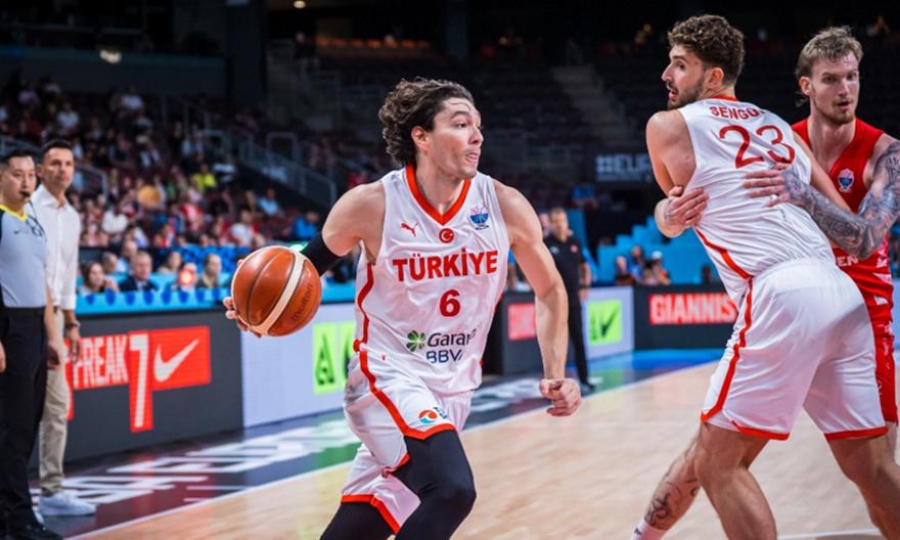 Λήξη… συναγερμού για Όσμαν: Επέστρεψε στο ματς Τουρκία – Πολωνία!