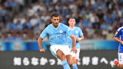 Το τρομερό πλασέ του Ρόδρι εκτός περιοχής που έμοιαζε… παιχνίδι! (video)