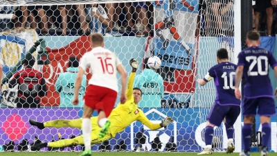 Πολωνία – Αργεντινή 0-0: Ήρωας ο Σέζνι, έπιασε πέναλτι του Μέσι! (video)