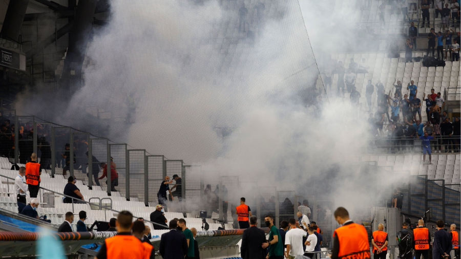 Επεισόδια... made in France και στο Europa League πλέον! - Συμπλοκές οπαδών της Μαρσέιγ με αυτούς της Γαλατασαράι! (video)