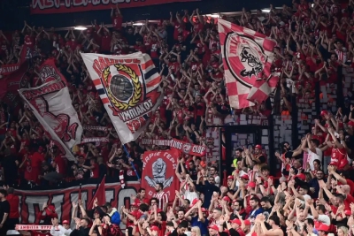 «Ερυθρόλευκη» λαοθάλασσα στη Βουλγαρία: Η πλάση κοκκινίζει με αρμάδα 10.000 στη «Σόφια... Ειρήνης και Φιλίας»!