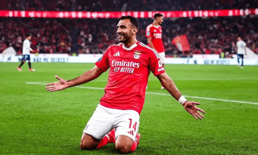 «Ενδιαφέρον από Μπαρτσελόνα και Premier League για Παυλίδη, επιμένει στη ρήτρα των 100 εκατ. ευρώ η Μπενφίκα»