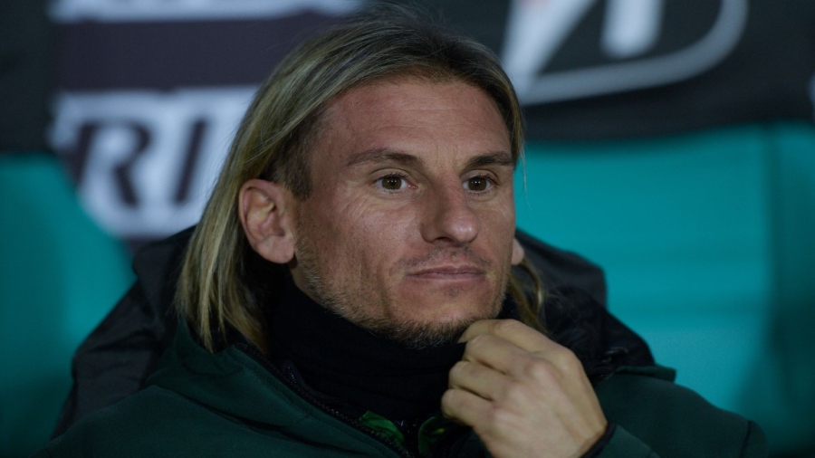 Σεμπαστιάν Μπεκασέσε: Αρνητικό σερί αλά… Πογιέτ στο ντεμπούτο του στον πάγκο της Έλτσε!