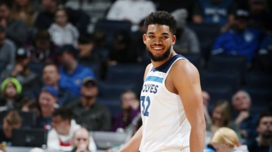 MundoBasket 2023: «Ψήνεται» επιστροφή Καρλ-Άντονι Τάουνς στη Δομινικανή Δημοκρατία μετά από μια δεκαετία!