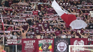 Θύρα 1 κατά διοίκησης: «Επιτέλους μπορείτε ή όχι, να ανταποκριθείτε στο μέγεθος της ΑΕΛ;»