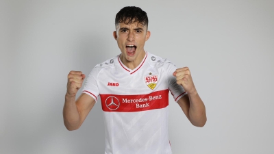 Στουτγκάρδη: Βασικός για πρώτη φορά ο Θωμάς Καστανάρας!