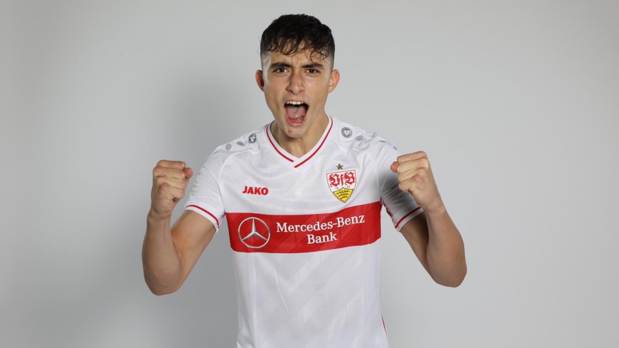 Στουτγκάρδη: Βασικός για πρώτη φορά ο Θωμάς Καστανάρας!