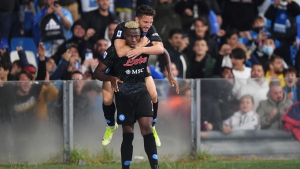 Η Νάπολι είναι «φωτιά» και ο Μαραντόνα… χαμογελάει από ψηλά (video)