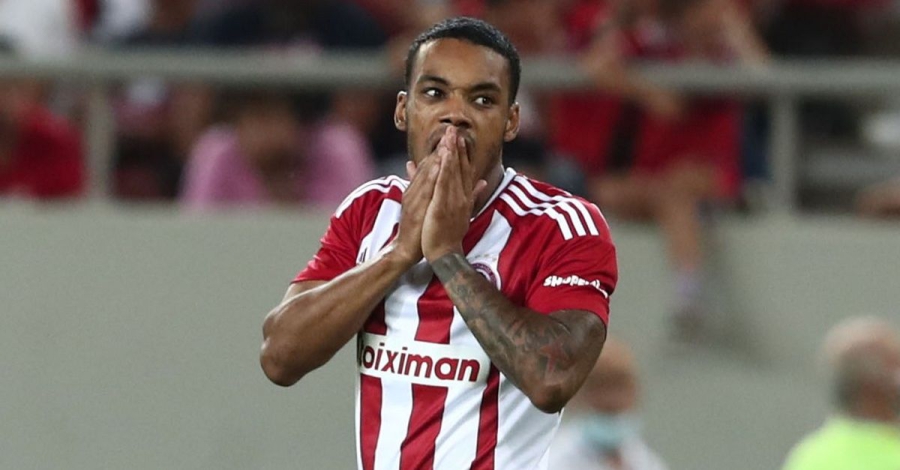 Λαμία – Ολυμπιακός: Αντικαταστάθηκε αναγκαστικά και «ξέσπασε» στον πάγκο ο Γκάρι Ροντρίγκες! (video)