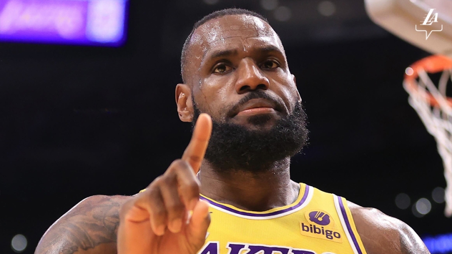 Ο Λεμπρόν «κουβάλησε» τους Λέικερς ως το 3-1 κόντρα στους Γκρίζλις (video)