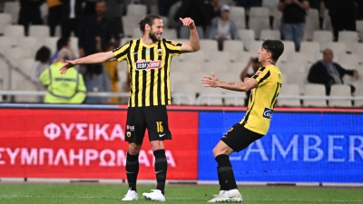 ΑΕΚ – ΠΑΣ Γιάννινα 3-0: Τσούμπερ κερνάει, Κριχόβιακ πίνει (video)