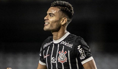 Ρομάνο: «Πρόταση του Ολυμπιακού στην Κορίνθιανς για τον Φαούστο Βέρα»