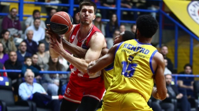 Περιστέρι - Ολυμπιακός 67-85: «Πλήγωσε» τον Σπανούλη και περιμένει τη Βίρτους! (video)