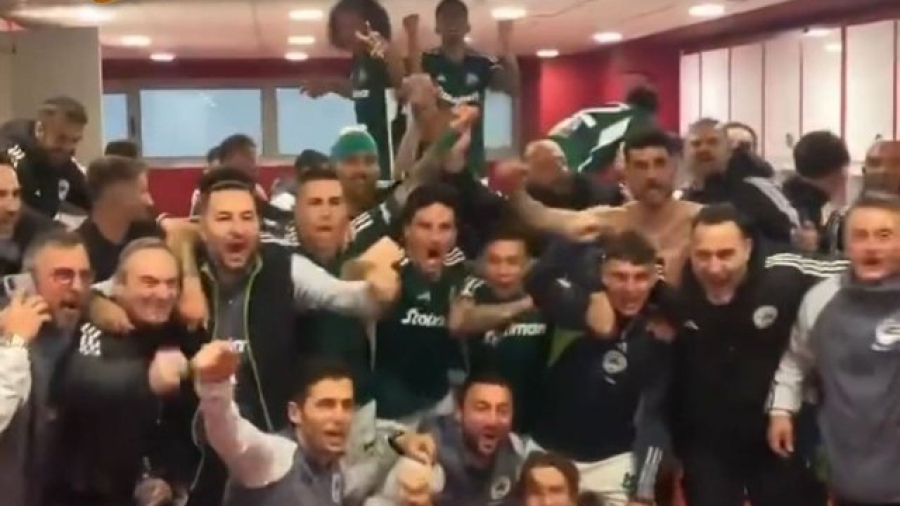Ένα «καταπράσινο» βράδυ: «Χαμός» στα αποδυτήρια, έκαναν τη νύχτα-μέρα οι φίλοι του Παναθηναϊκού! (video)