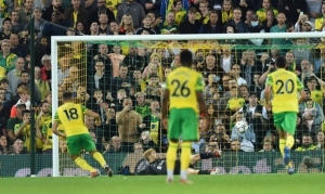 Νόριτς - Λίβερπουλ: Κέρδισε πέναλτι ο Γιαννούλης, δεν κατάφερε να κερδίσει τον Κέλεχερ ο Τζόλης! (video)