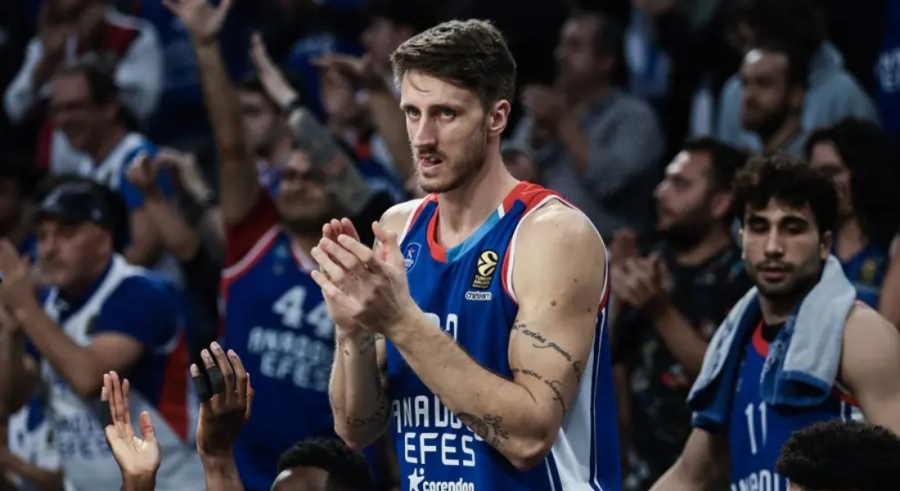 Παρελθόν από την Εφές ο Πολονάρα, ανακοινώθηκε από τη Ζαλγκίρις!