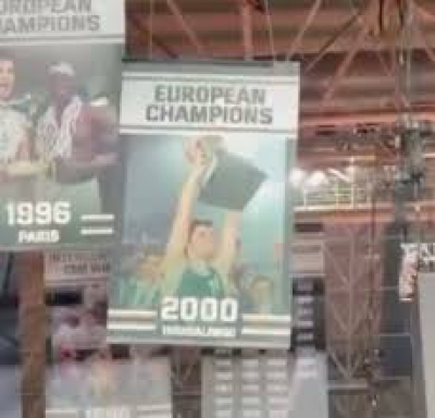 Γιαννακόπουλος: Ανάρτησε βίντεο από τη στιγμή που κατεβαίνει το λάβαρο του Μποντιρόγκα στο T-Center!