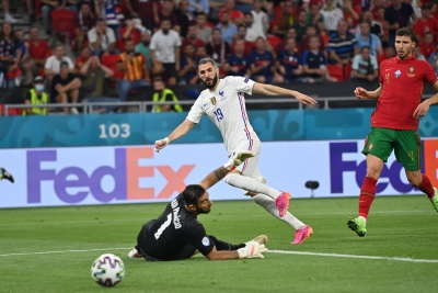 Πορτογαλία – Γαλλία 1-2: Ο Μπενζεμά στέλνει τους «Τρικολόρ» στην κορυφή (video)