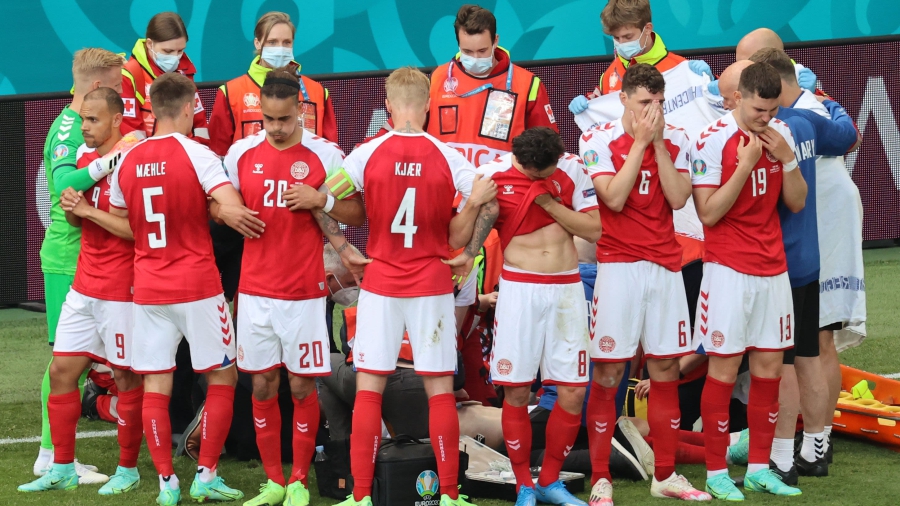 Η στιγμή που ο χρόνος «πάγωσε» και ο Κρίστιαν Έρικσεν επέστρεψε από τον θάνατο στη ζωή! (video)