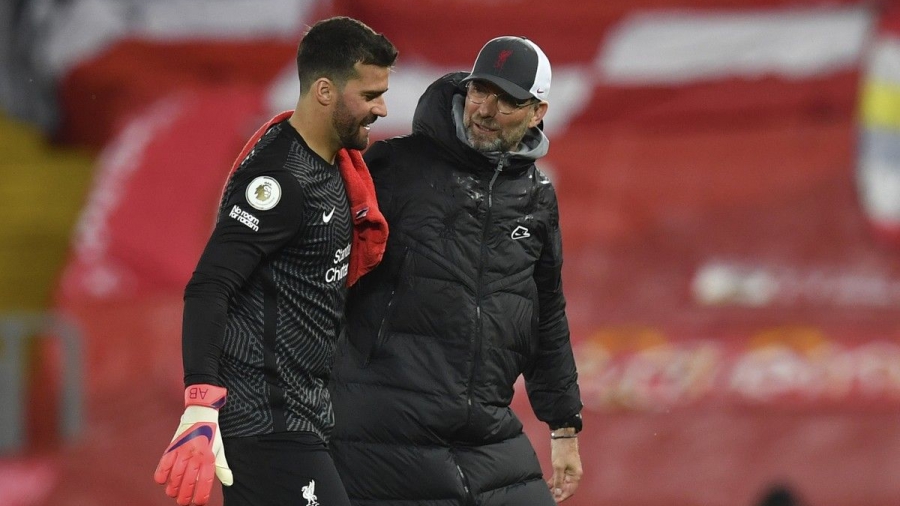 Κλοπ σε Άλισον: «Ευχαριστώ που έσωσες τους κ@@@@ς μας ξανά»