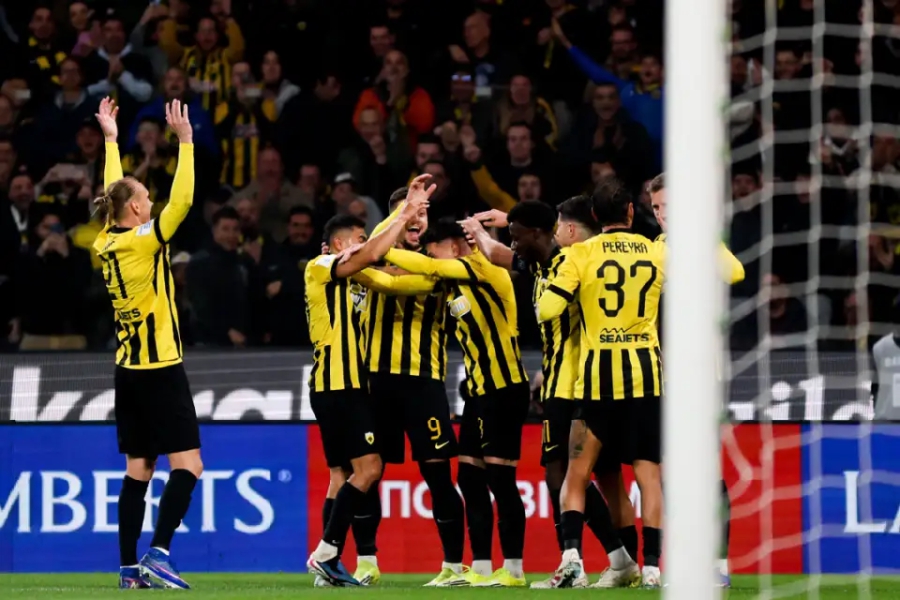 Η ΑΕΚ μπαίνει μόνη και πρώτη στα play-offs: Ένα εικοσάλεπτο ήταν αρκετό για να κάνει τη «δουλειά» - Ντεμπούτο ο Σαχαμπό!