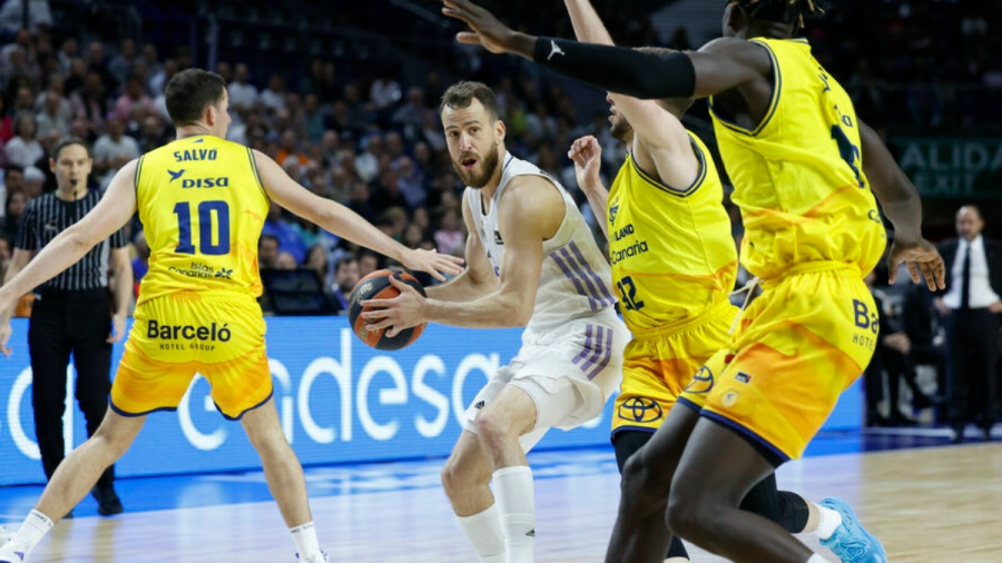 Liga ACB: Διπλασιάζουμε με την εύκολη νίκη της Ρεάλ Μαδρίτης στο pamestoixima.gr