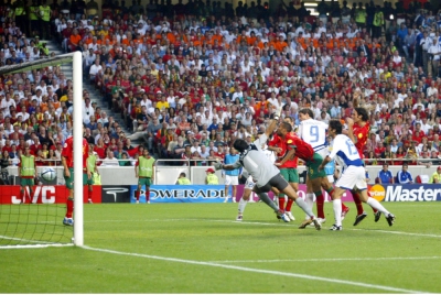 «Ο Άγγελος της Ελλάδας»: Το... χρυσό γκολ του Χαριστέα που έστειλε τη «γαλανόλευκη» στα ουράνια! (video)