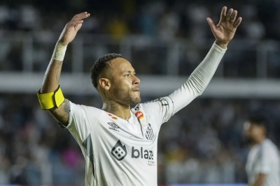 Ο Νεϊμάρ είναι ακόμα εδώ... με γκολ και ασίστ στη νίκη παραμονής της Σάντος!