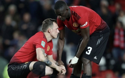 Τζόουνς και Μπεϊγί ανακοίνωσαν την αποχώρηση τους από την Γιουνάιτεντ!