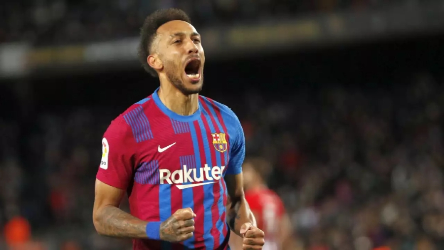 Τσέλσι: Συνεχίζει τις προσπάθειές της για τον Ομπαμεγιάνγκ