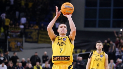 Στην ΑΕΚ Betsson μέχρι το 2028 ο Φλιώνης!