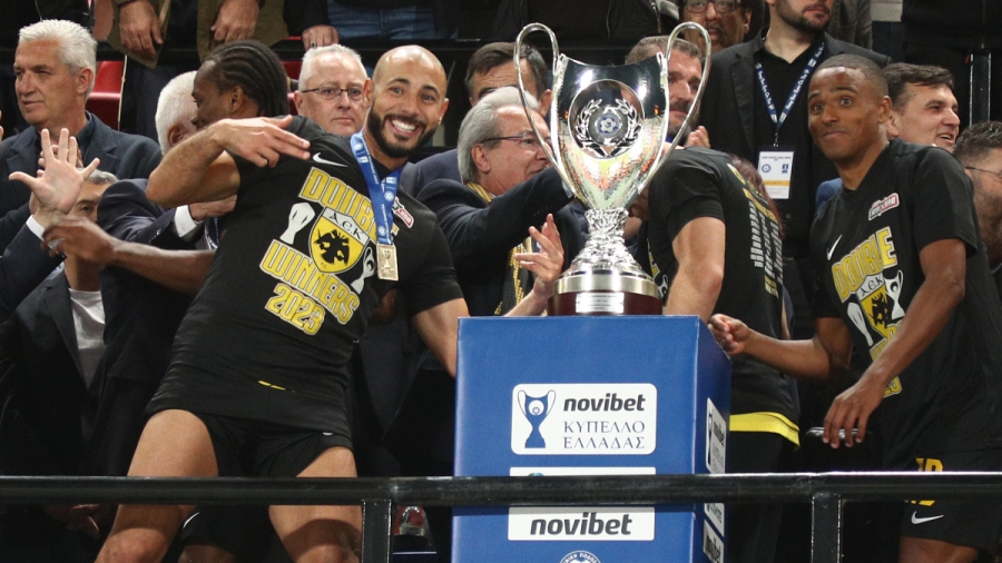 Άμραμπατ: «Σύντομα θα πάρω την απόφασή μου»