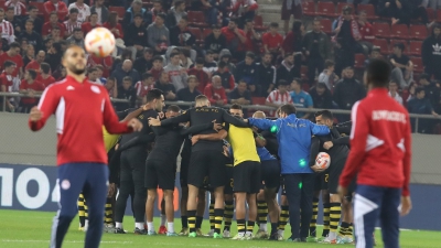 Ο τυχερός Ολυμπιακός και η ΑΕΚ που απέκτησε ξανά (και) ποδοσφαιρική περηφάνια