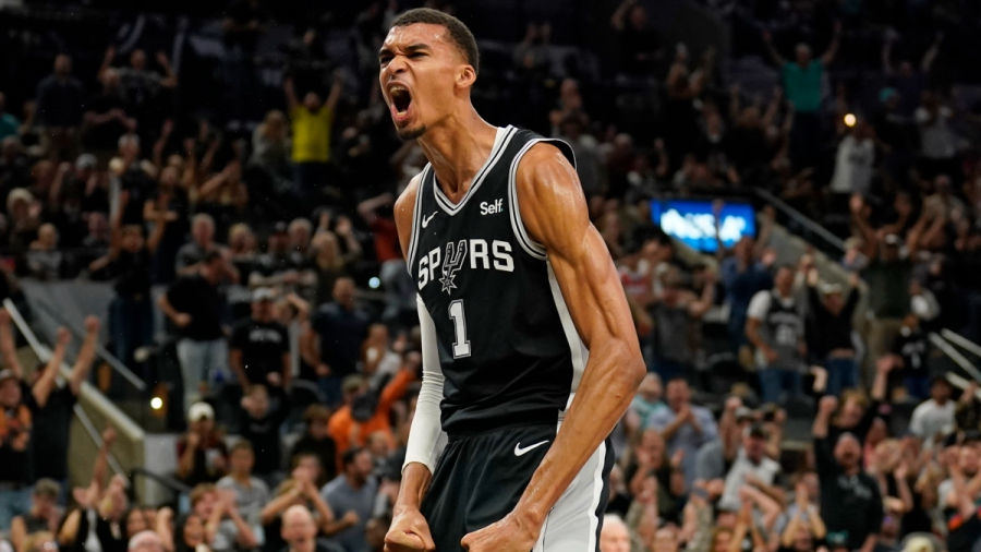 «Βίκτορ Γουεμπανιάμα, αρκετά για φέτος»: Οι ασύλληπτοι αριθμοί της ιστορικής rookie σεζόν του! (video)