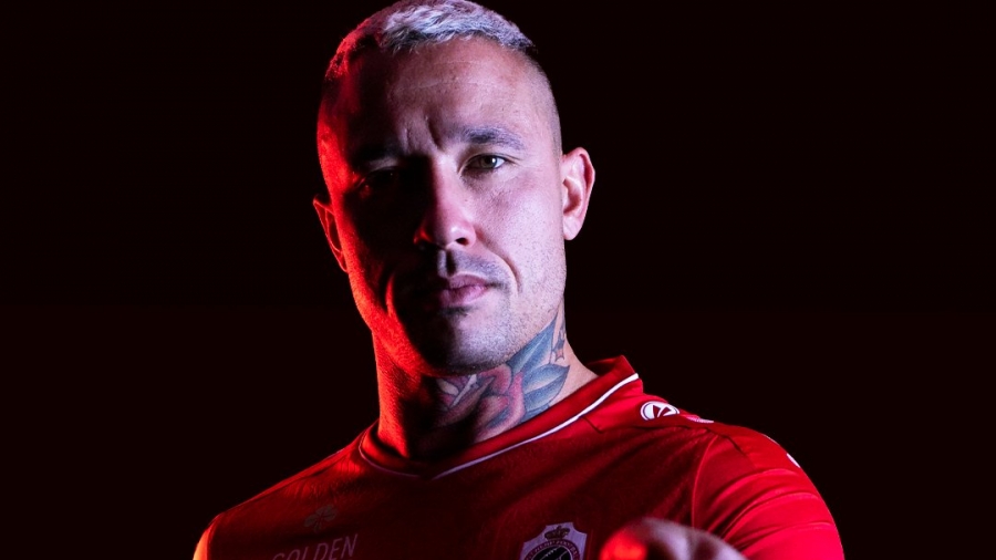 Επίσημα στην Άντβερπ ο Ναϊνγκολάν!