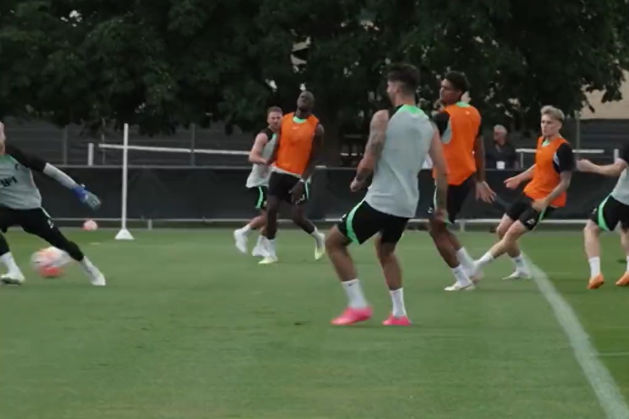 Μακάλιστερ «σέρβιρε», Σόμποσλαϊ σκόραρε και έδειξαν στον Κλοπ τι μπορεί να περιμένει (video)