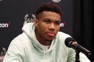 Γιάννης Αντετοκούνμπο: «Πάντα προσπαθώ να είμαι ανταγωνιστικός» (video)