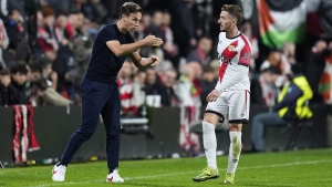 Ο προπονητής της Ράγιο Βαγιεκάνο ανυπομονεί για τα ματς με την ΑΕΚ